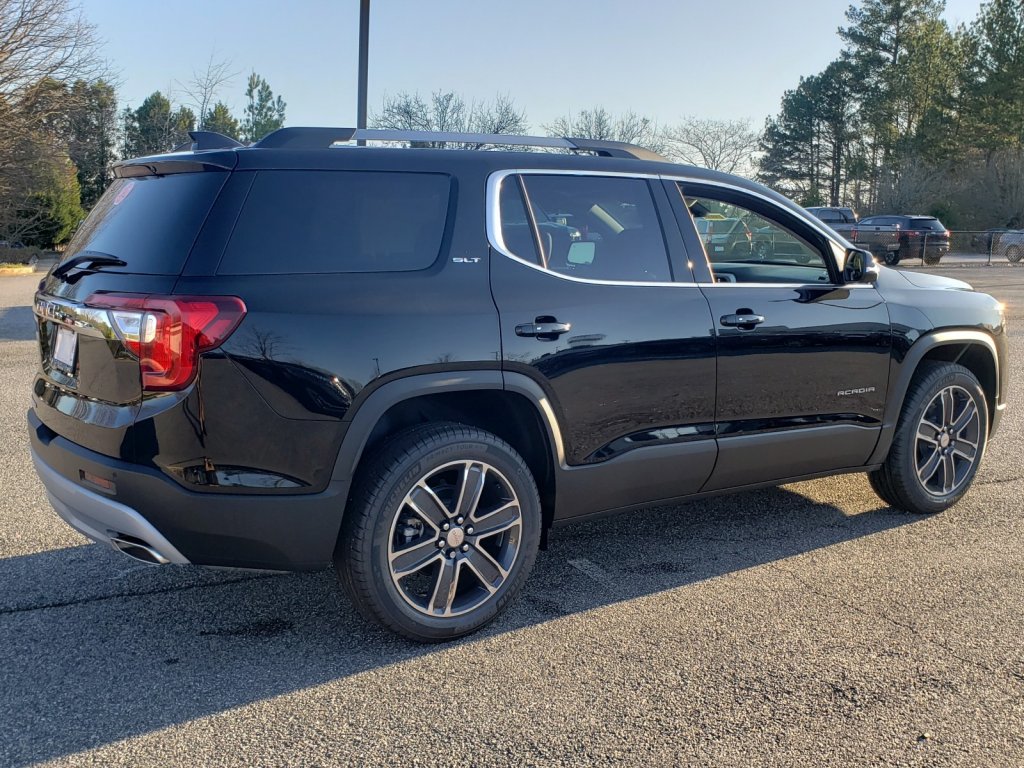 New 2020 GMC Acadia SLT With Navigation