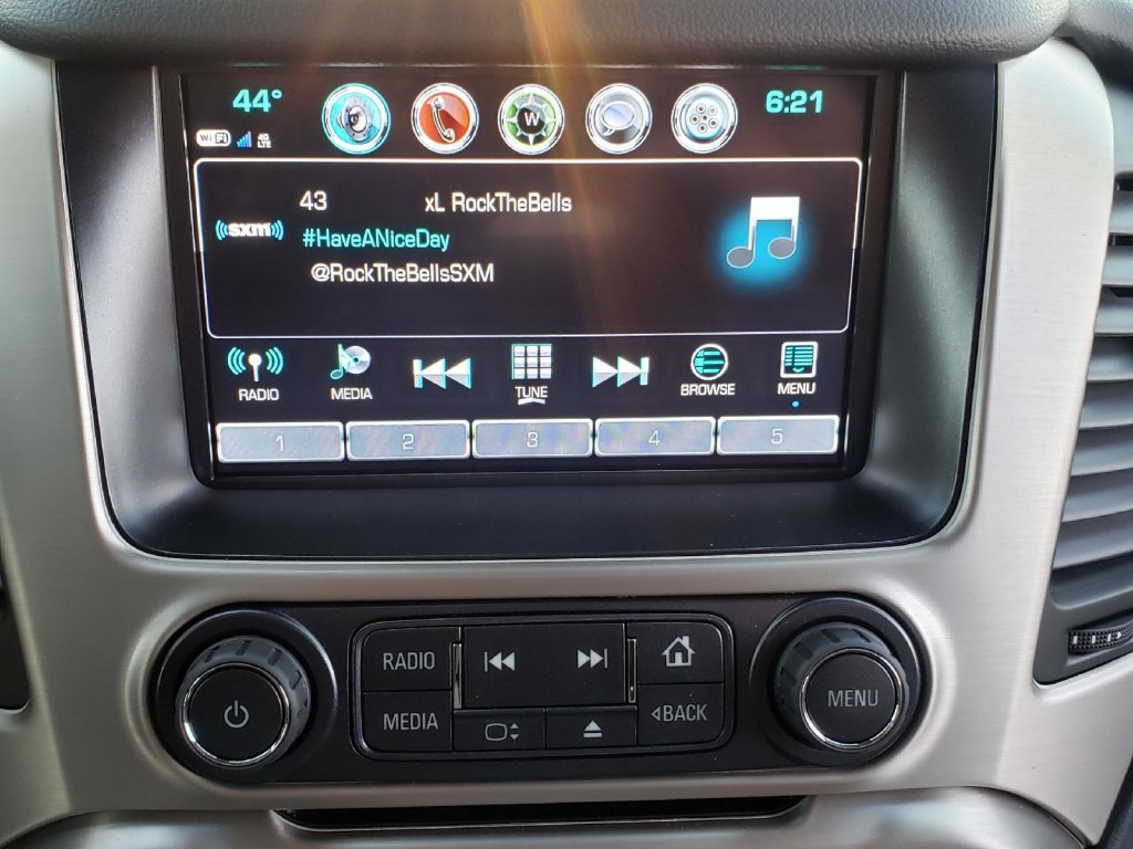 New 2019 GMC Yukon XL Denali With Navigation