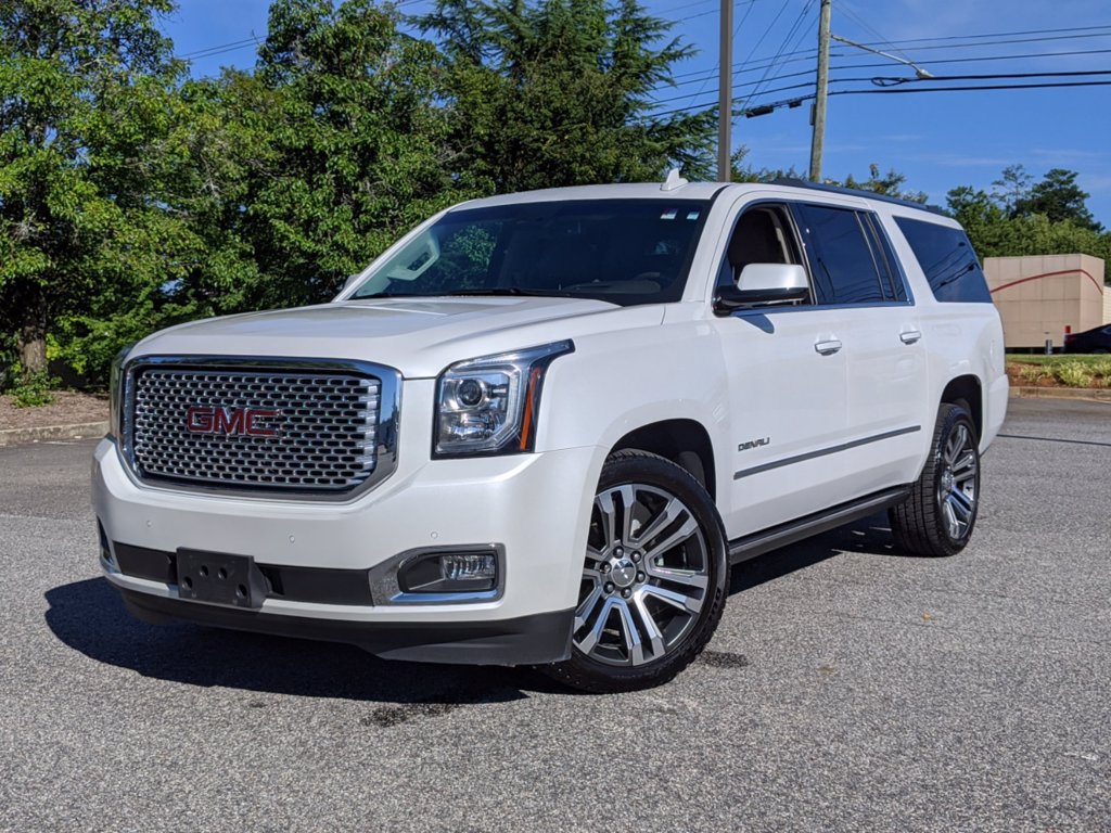 Pre-Owned 2017 GMC Yukon XL Denali With Navigation