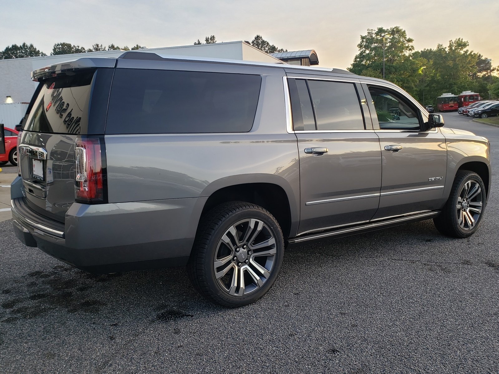 New 2019 GMC Yukon XL Denali Sport Utility in Roswell #2390530 | Carl ...