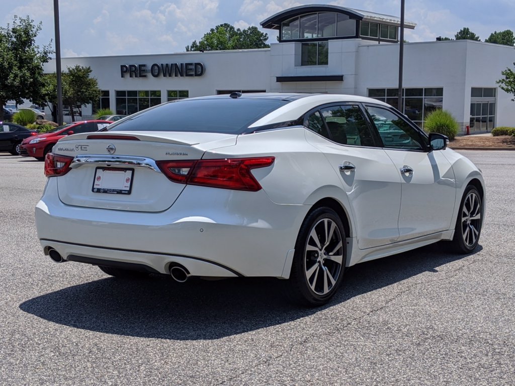 Pre-Owned 2017 Nissan Maxima Platinum With Navigation