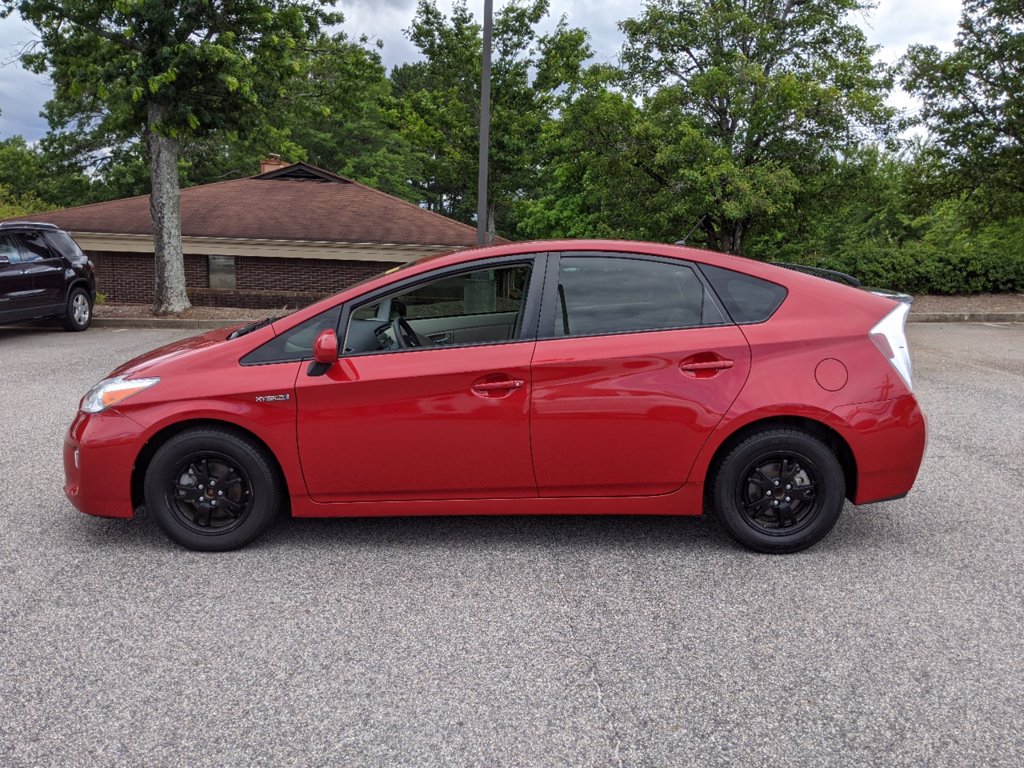 Pre-Owned 2015 Toyota Prius One FWD Hatchback